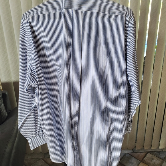 Polo Ralph Lauren men's pinstripe button down shirt - Picture 4 of 7